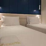 Hotell Teuta 4*