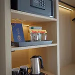 Teuta Hotell 4*
