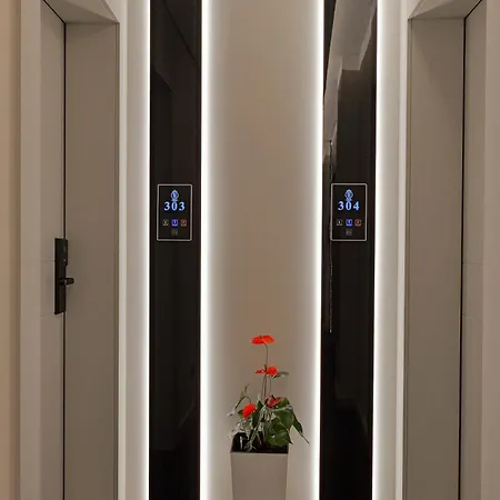 Teuta Hotel 4*