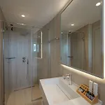 Hotel Teuta 4*