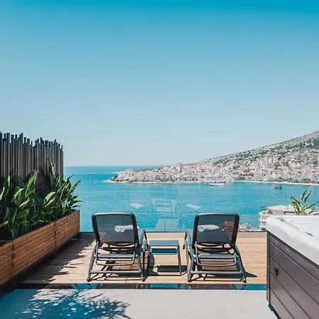 Hotel Teuta 4*